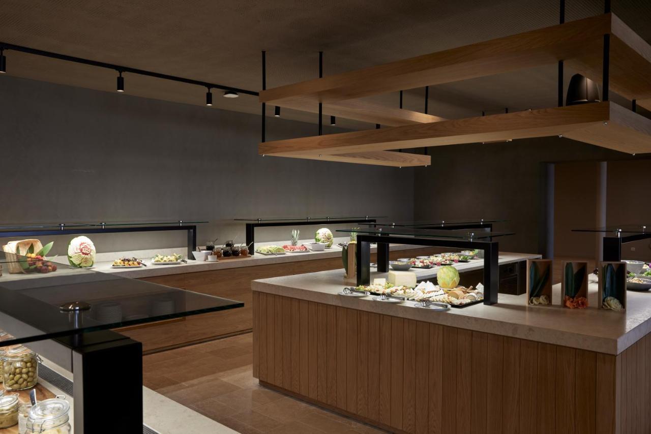 Elissa Adults-Only Lifestyle Beach Resort Kallithéa Exterior foto A buffet at a restaurant